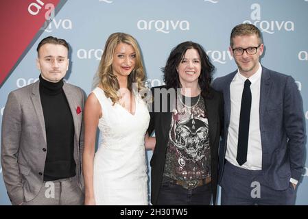 Pete Donaldson, campione Sarah, Leona Graham e Andy Bush partecipano agli Arqiva Commercial radio Awards 2015 presso la Roundhouse di Camden - Londra Foto Stock