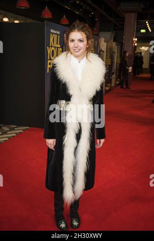 Hannah Murray partecipa alla prima di Kill Your Friends alla Picturehouse Central di Londra. Foto Stock