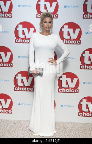 Katie Price arriva al TV Choice Awards 2016 presso il Dorchester Hotel di Londra. Foto Data: Lunedì 5 settembre 2016. Il credito fotografico dovrebbe leggere: David Jensen/EMPICS Entertainment Foto Stock