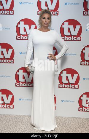 Katie Price arriva al TV Choice Awards 2016 presso il Dorchester Hotel di Londra. Foto Data: Lunedì 5 settembre 2016. Il credito fotografico dovrebbe leggere: David Jensen/EMPICS Entertainment Foto Stock