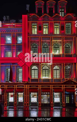 Cartier negozio di luci di Natale in mostra a Mayfair, Londra. Data foto 25 novembre 2019. Il credito dovrebbe essere: David Jensen/EMPICS Entertainment Foto Stock