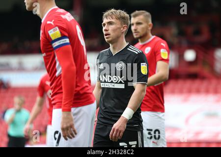 BARNSLEY, REGNO UNITO. 24 OTTOBRE Sheffield United's ben Osborn (23) durante la partita del Campionato Sky Bet tra Barnsley e Sheffield United a Oakwell, Barnsley domenica 24 Ottobre 2021. (Credit: Emily Moorby | MI News) Credit: MI News & Sport /Alamy Live News Foto Stock