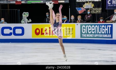 Las Vegas, Stati Uniti. 24 ottobre 2021. Daria Usacheva di Russia pattina il suo lungo programma pulito e prende la medaglia d'argento in al tasso garantito ISU 2021 Skate America in Orleans Arena, Las Vegas, Nevada il 24 ottobre 2021 (Foto di Jeff Wong/Sipa USA). Credit: Sipa USA/Alamy Live News Foto Stock