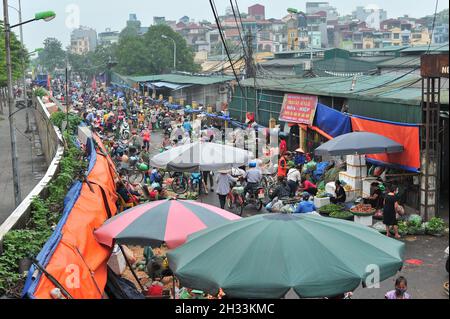 Mercato locale Long Bien Foto Stock