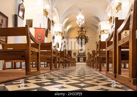 Notre Dame des Neiges, la chiesa del villaggio di Saint-Agnès, il più alto borgo medievale d'Europa situato sulla riviera francese Foto Stock