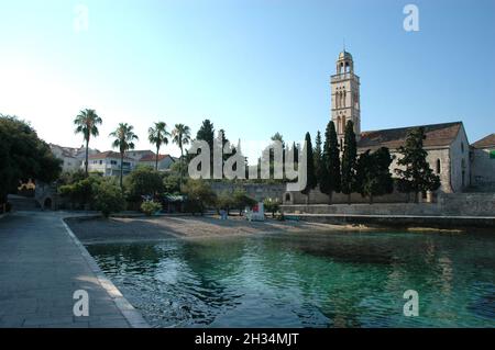 Monastero Francescano o Franjevacki samostan e chiesa di Santa Maria della Misericordia nell'isola di Hvar, Croazia Foto Stock