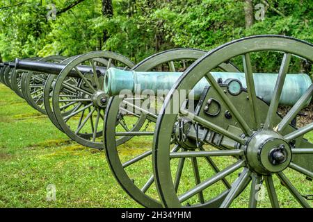 Batteria confederata di Ruggles sul campo di battaglia dello Shiloh National Military Park in Tennessee. Foto Stock