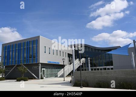 TUSTIN, CALIFORNIA - 24 ottobre 2021: Chris LC Lee Testing Center presso Advanced Technology and Education Park (ATEP) Irvine Valley Colleges School of integr Foto Stock