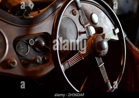 ruota a pinza vintage Lagonda Foto Stock