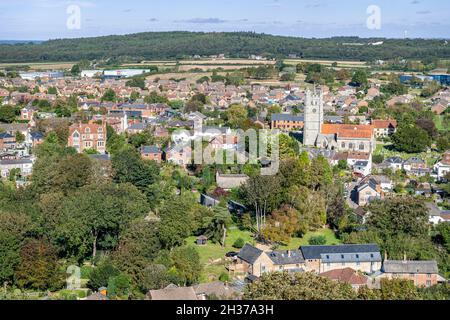 La città di Carisbrooke sull'isola di Wight da Carisbrooke Castle Walls Foto Stock