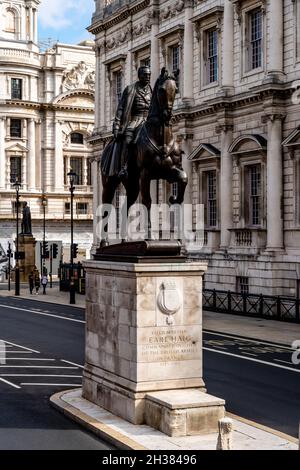 La Statua di Earl Haig, Comandante a Cheif degli eserciti britannici in Francia, Whitehall, Londra, Regno Unito. Foto Stock