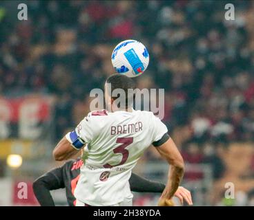 Milano, Italia. 26 ottobre 2021. Bremer (Torino FC) durante la Serie Italiana Una partita di calcio tra AC Milan e Torino FC il 26 ottobre 2021 allo Stadio San Siro di Milano, Italia Credit: Agenzia fotografica indipendente/Alamy Live News Foto Stock