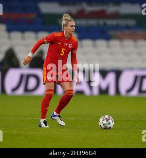 Cardiff, Galles, 26, Ottobre, 2021,Rhiannon Roberts (Galles) in azione, durante il Galles contro Estonia, 2023 FIFA Women's World Cup Qualifier, Credit:, Graham Glendinning,/ Alamy Live News Foto Stock