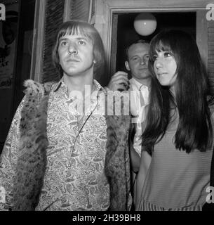 Sonny e Cher Circa 1967 credito: Ralph Dominguez/MediaPunch Foto Stock