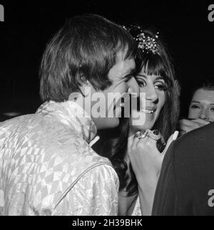 Sonny e Cher Circa 1967 credito: Ralph Dominguez/MediaPunch Foto Stock