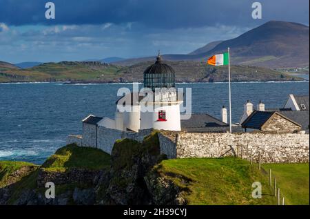 Faro di Clare Island, County Mayo, Irlanda Foto Stock