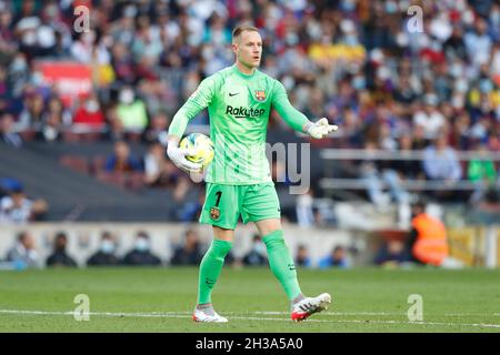 Barcellona, Spagna. 24 ottobre 2021. Mar-Andre ter Stegen (Barcellona) Calcio : partita spagnola 'la Liga Santander' tra FC Barcelona 1-2 Real Madrid CF al Camp Nou di Barcellona, Spagna . Credit: Mutsu Kawamori/AFLO/Alamy Live News Foto Stock
