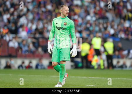 Barcellona, Spagna. 24 ottobre 2021. Mar-Andre ter Stegen (Barcellona) Calcio : partita spagnola 'la Liga Santander' tra FC Barcelona 1-2 Real Madrid CF al Camp Nou di Barcellona, Spagna . Credit: Mutsu Kawamori/AFLO/Alamy Live News Foto Stock