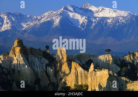 FRANCIA. PYRENNEES-ORIENTALES (66) COLONNE DI TILLE-SUR-TET Foto Stock