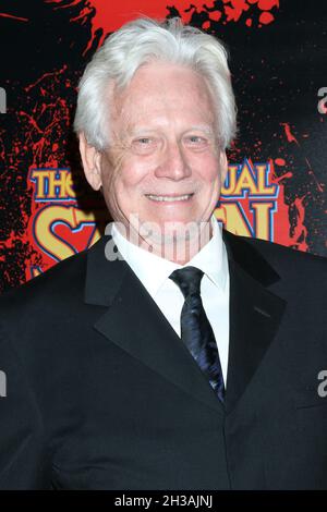 Burbank, Stati Uniti. 26 ottobre 2021. Bruce Davison al 46° Saturn Awards al Marriott Convention Center il 26 ottobre 2021 a Burbank, CA (Photo by Katrina Jordan/Sipa USA) Credit: Sipa USA/Alamy Live News Foto Stock