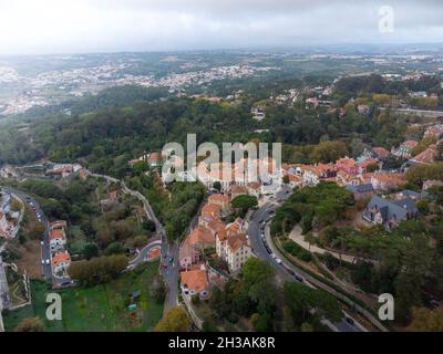 Sintra sopra il cielo nebuloso Foto Stock