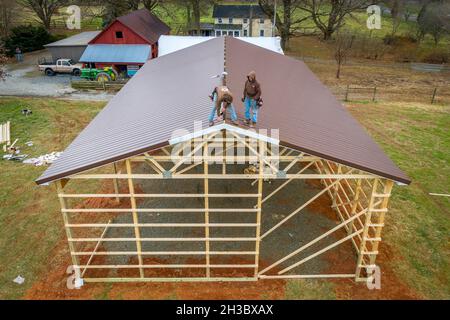 Pole Barn costruzione in fattoria nella contea di Harford Maryland Foto Stock