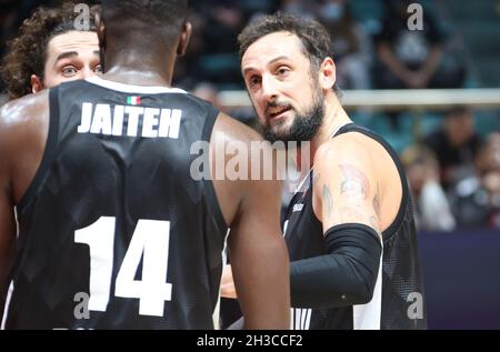 Marco Belinelli (Segafredo Virtus Bologna)durante la partita del torneo Eurocup Segafredo Virtus Bologna Vs. Ratiopharm Ulm al Paladozza - Bologna, 27 ottobre 2021 Foto Stock