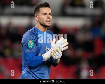 Stoke, Inghilterra, 27 ottobre 2021. ‡ndez di Brentford durante la partita della Carabao Cup allo stadio Bet365 di Stoke. Il credito d'immagine dovrebbe leggere: Andrew Yates / Sportimage Foto Stock