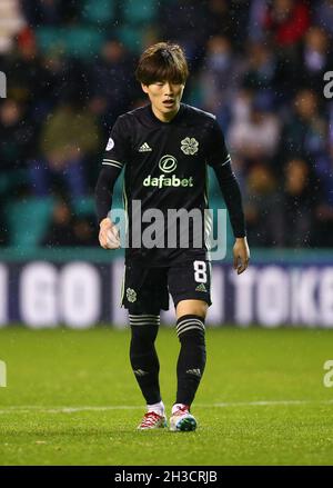 27 ottobre 2021; Easter Road, Edimburgo, Scozia; Scottish Premier League football, Hibernian versus Celtic; Kyogo Furuhashi di Celtic Foto Stock