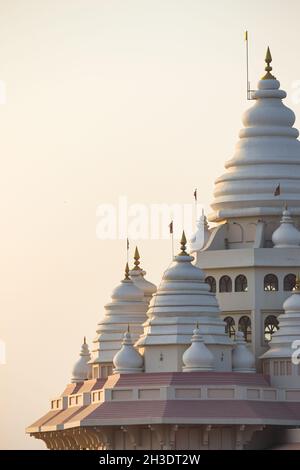 Colpo verticale di una parte del tempio di Sant Tukaram Maharaj Gatha Mandir, Dehu, Pune, Maharashtra, India Foto Stock