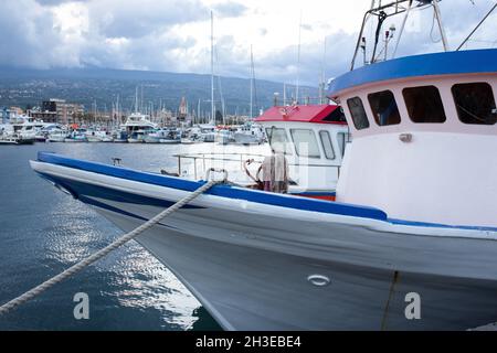 Riposto, Sicilia - 22 luglio 2021: Porto dell'Etna, Marina di Riposto, Porto dell'Etna Foto Stock