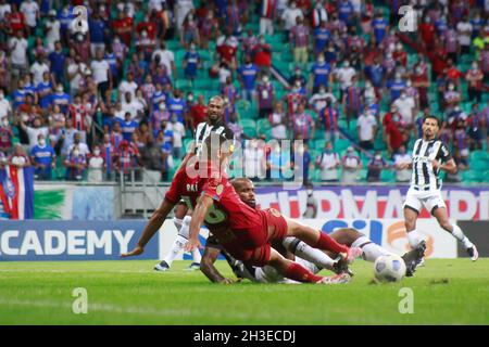 Salvador, Brasile. 27 ottobre 2021. Nella foto, centrocampista Raí, durante la partita tra Bahia x Ceará/CE, il gioco che è stato rinviato a causa della mancanza di pubblico del Campionato brasiliano della Serie A 2021, tenuto all'Arena Fonte Nova Stadium, a Salvador (BA), questo Mercoledì (27). Credit: Márcio Roberto/FotoArena/Alamy Live News Foto Stock