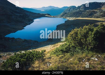 Lago Bucura in Montagne Retezat, Romania Foto Stock