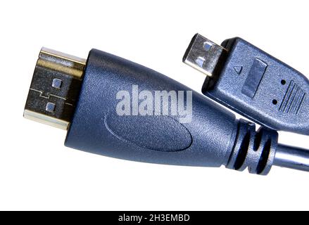 Presa HDMI-Mini HDMI presa jack macro apparecchiatura per audio, video dati, isolato su sfondo bianco. Foto Stock