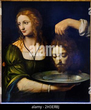 Francia, Parigi, Museo del Louvre, Salomé che riceve la testa di San Giovanni Battista, Bernardino Luini Foto Stock