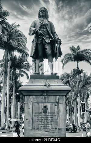 Statua di Bertrand-Franois Mahé, comte de la Bourdonnais, 1699 – 1753, Port Louis, Mauritius, Isole Mascarene. La Bourdonnais. Ufficio navale francese Foto Stock