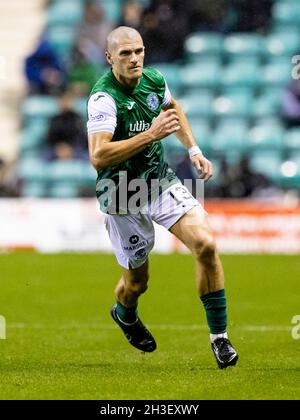 27 ottobre 2021; Easter Road, Edimburgo, Scozia; Scottish Premier League football, Hibernian versus Celtic; Alex Gogic di Hibernian Foto Stock