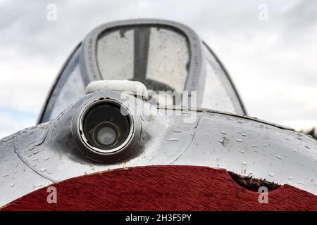 Biala Podlaska, Polonia - 22 giugno 2014: Giornata di apertura delle leggende polacche dell'aviazione (Fundacja Legendy Lottwa) - SB Lim-2 (SP-YNZ) con rogge Foto Stock