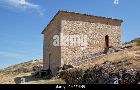 Eremo Mozarabico di San Baudelio, costruito nel 11 ° secolo. Noto per i suoi dipinti romanici di una singolare eccezionale singolarità. Casillas de Berlanga Foto Stock