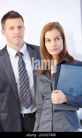 Ritratto di interessanti uomini d'affari Foto Stock