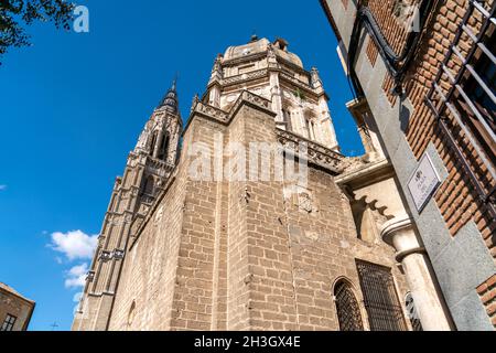 Guardando fino alla cima della Santa Iglesia Catedral Primada de Toledo Foto Stock