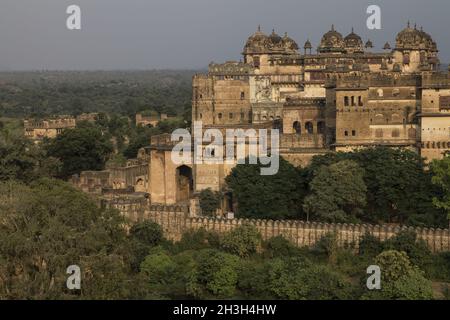 Complesso di palazzi a Orchha. Madhya Pradesh, India Foto Stock