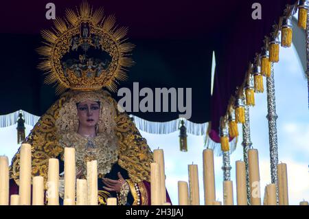 MALAGA, Spagna - aprile 09: tradizionali processioni della Settimana Santa in strade di Aprile 19, 2009 a Malaga, Spagna. Foto Stock