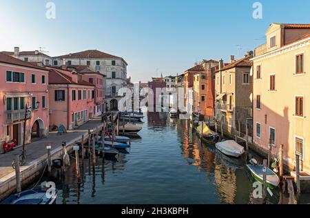 Canale Vena, Chioggia visto da Ponte di Vigo, Venezia, Italia Foto Stock