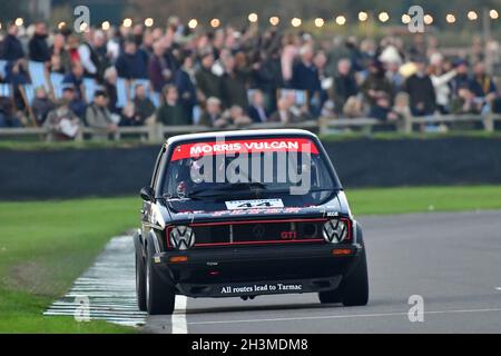 Jim Morris, Volkswagen Golf GTi Mk1, Gerry Marshall Trophy, Gruppo 1 Saloon vetture che hanno corso negli anni tra il 1970 e il 1982, composto da due Foto Stock