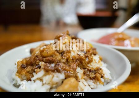 Maiale cinese brasato sul riso Foto Stock