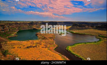 Tramonto al Sun Lakes-Dry Falls state Park, Grant County, Washington Foto Stock