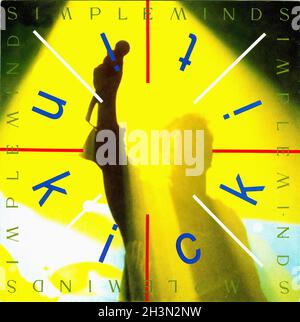 Vintage Vinyl Recording - Simple Minds - Kick IT in.- D - 1989 02 Foto Stock