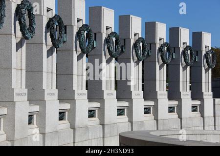 Washington DC World War Two Memorial che mostra gli stati Foto Stock