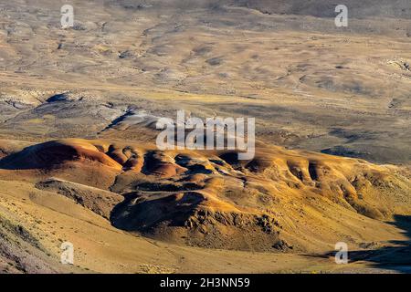 I monti altai. Paesaggio naturale sui monti Altai e nelle gole tra le montagne. Foto Stock